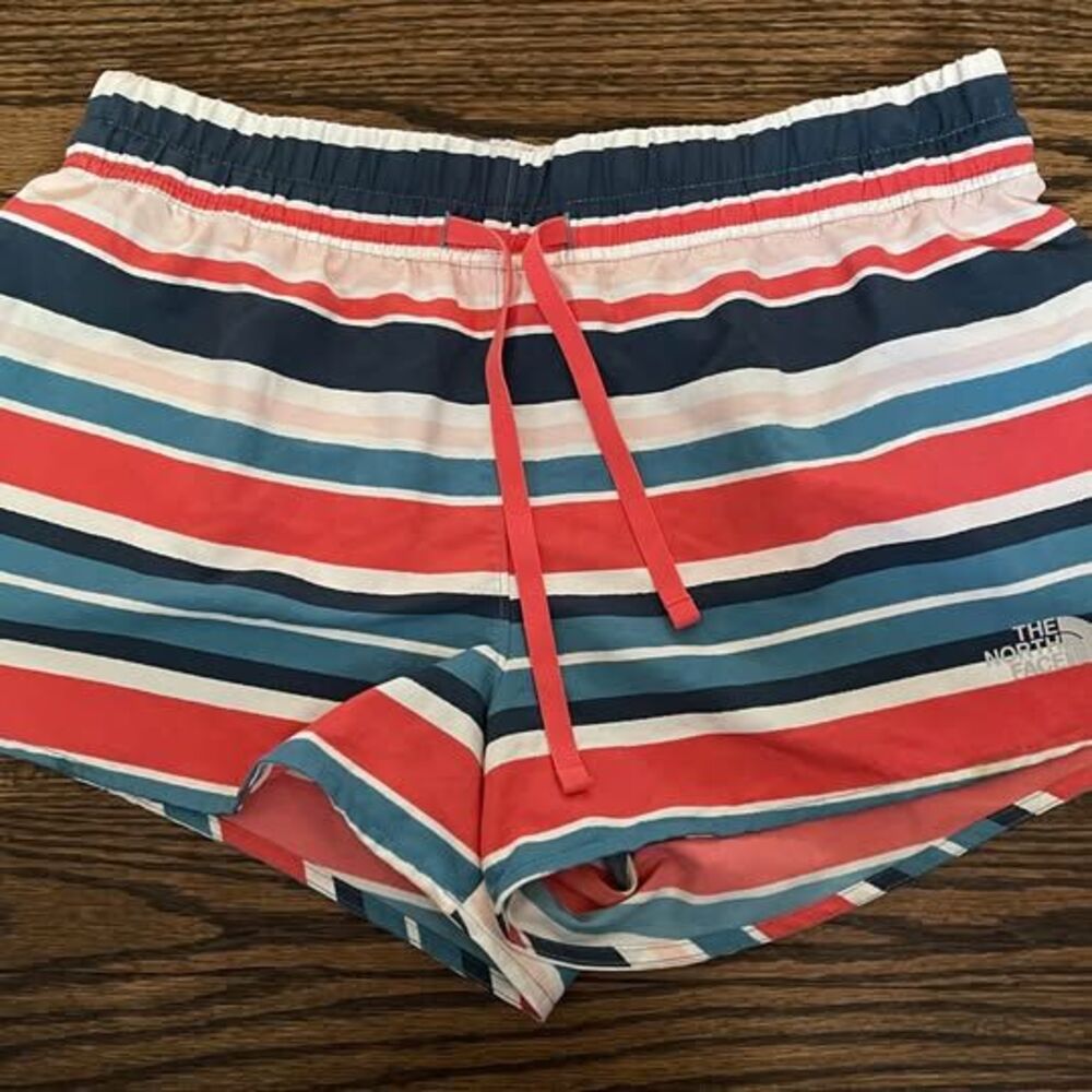 North Face Women’s Shorts Small Multicolor Stripe